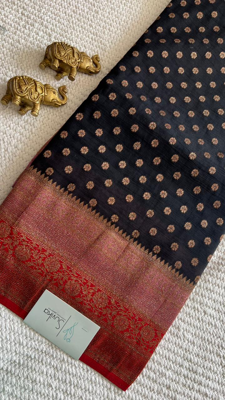 SUV3904-BLACK WITH RED