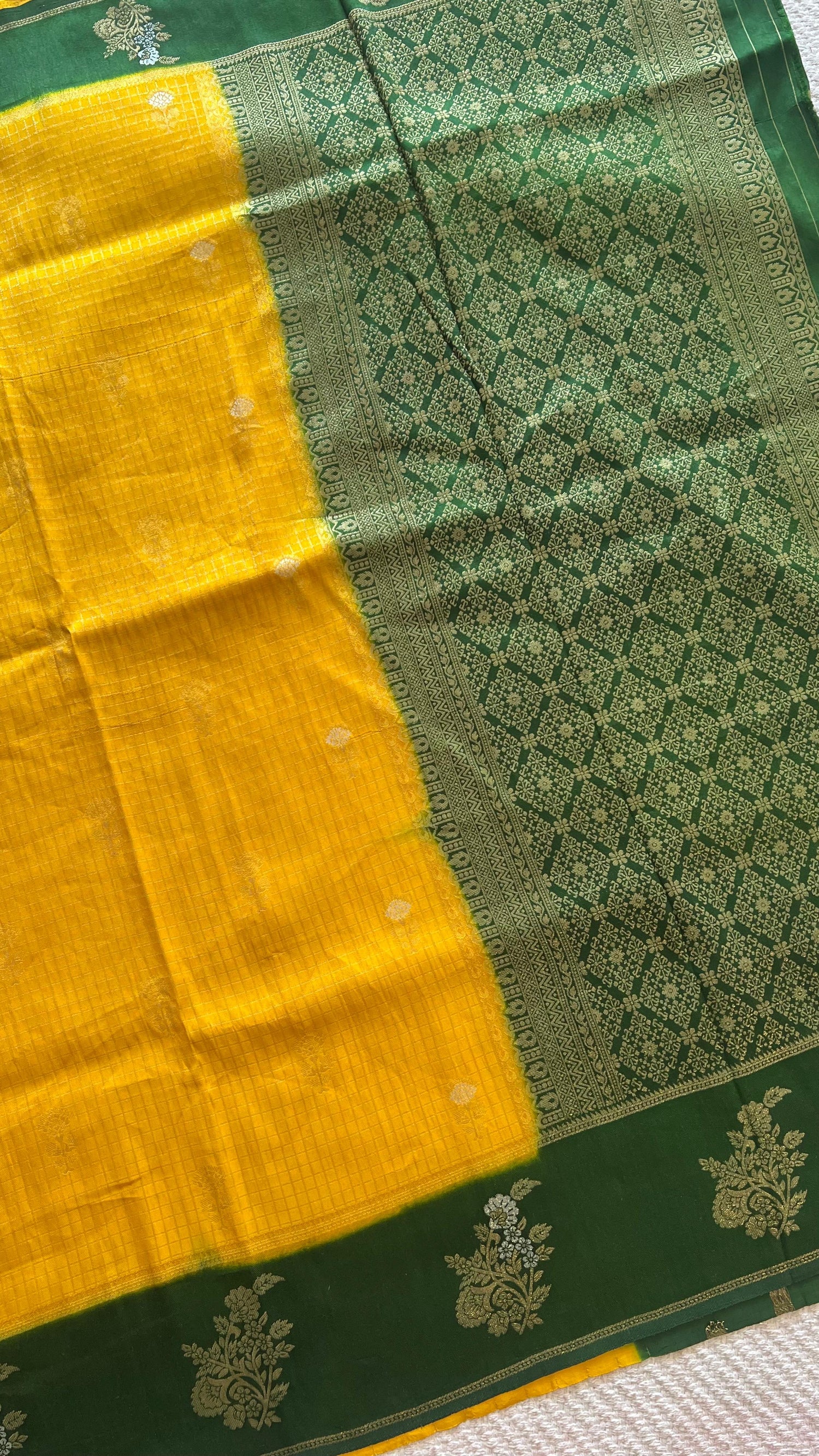 SUV3950-MUSTARD WITH BOTTLEGREEN