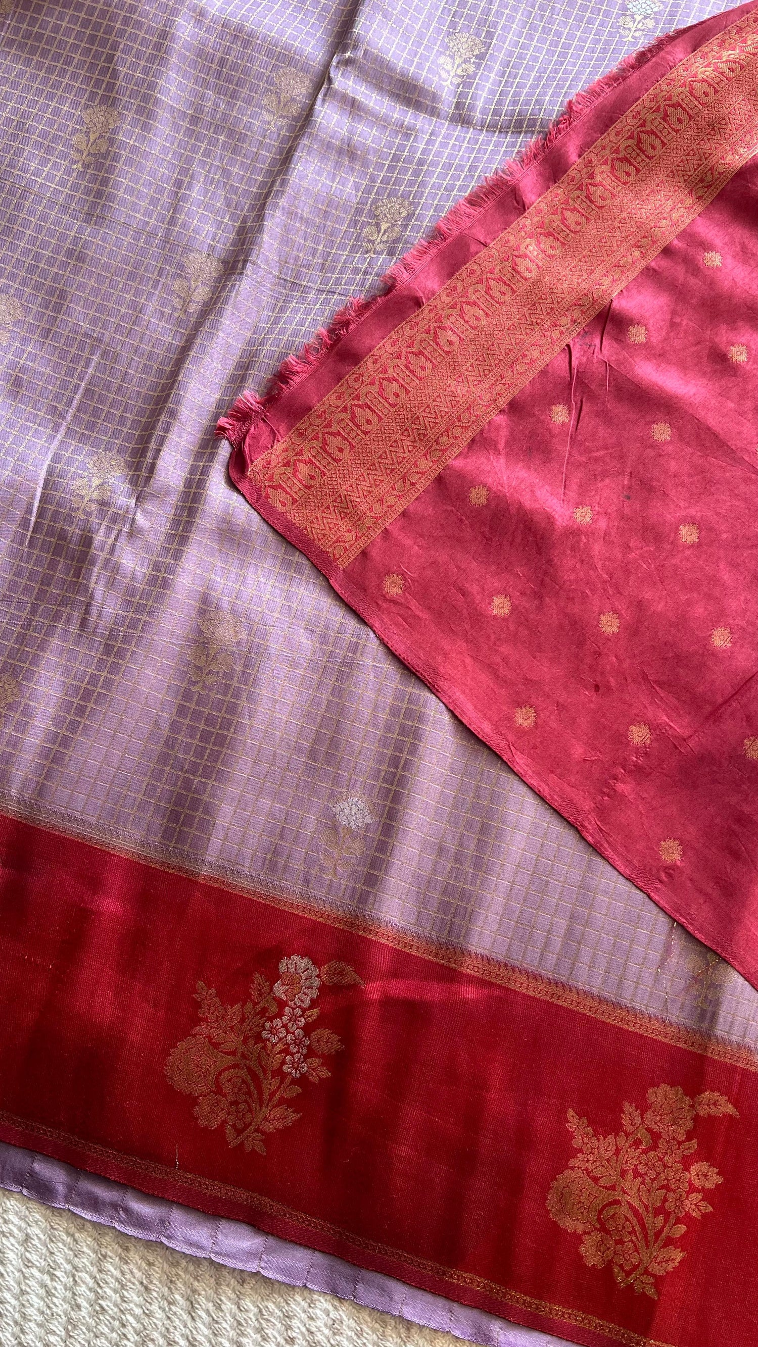 SUV3950-LAVENDER WITH RED