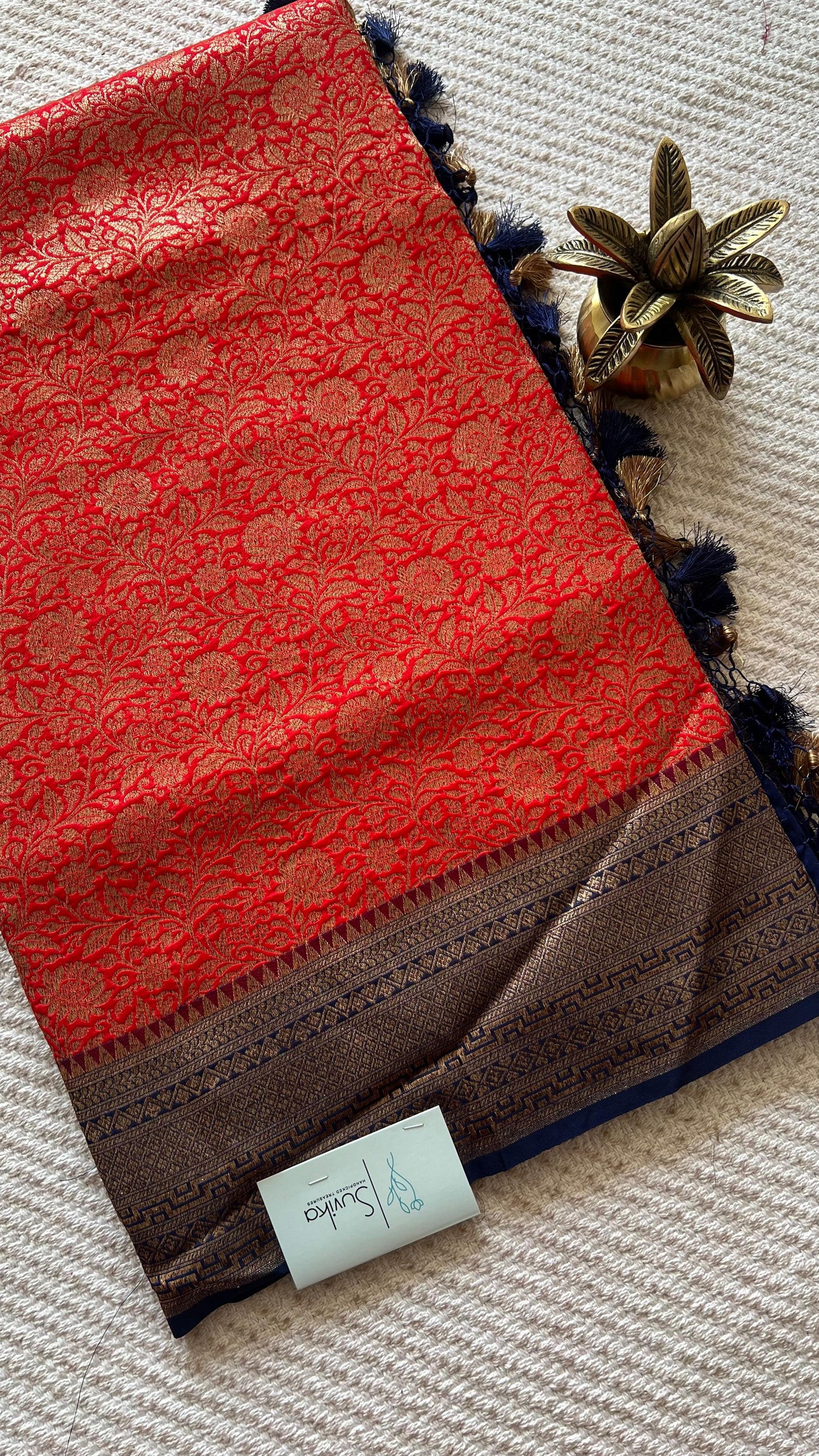 SUV3958-RED WITH NAVYBLU