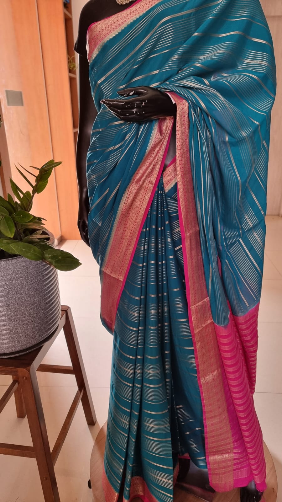 SUV2131-BLUE AND PINK