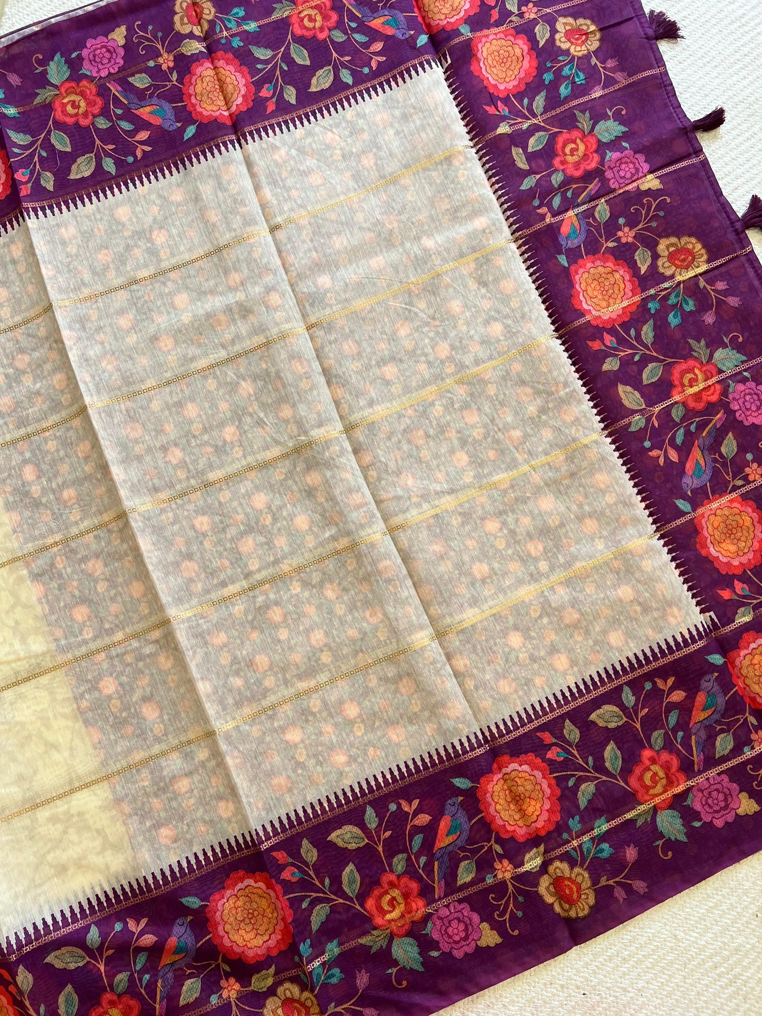 SUV3806-WHITE WITH MAGENTA