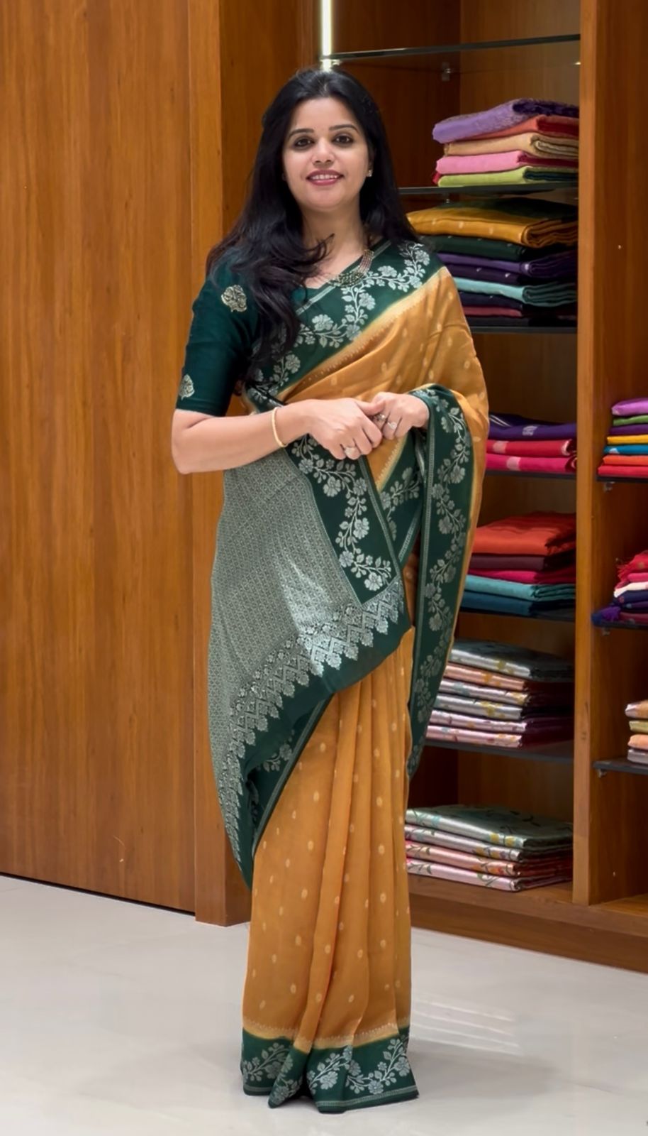 SUV3821-MUSTARD WITH BOTTLEGREEN