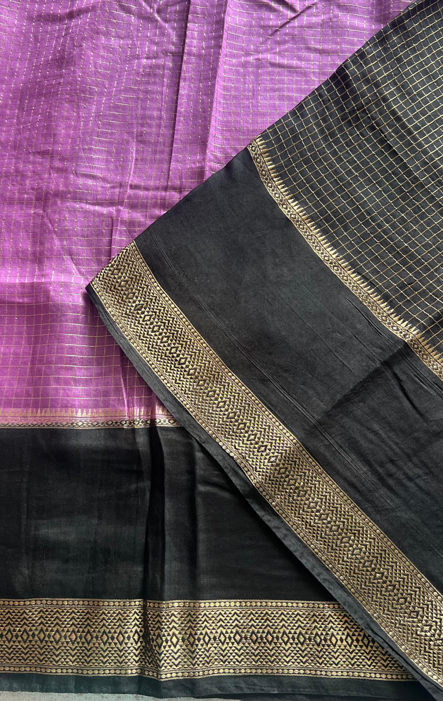 SUV3854-LAVENDER WITH BLACK