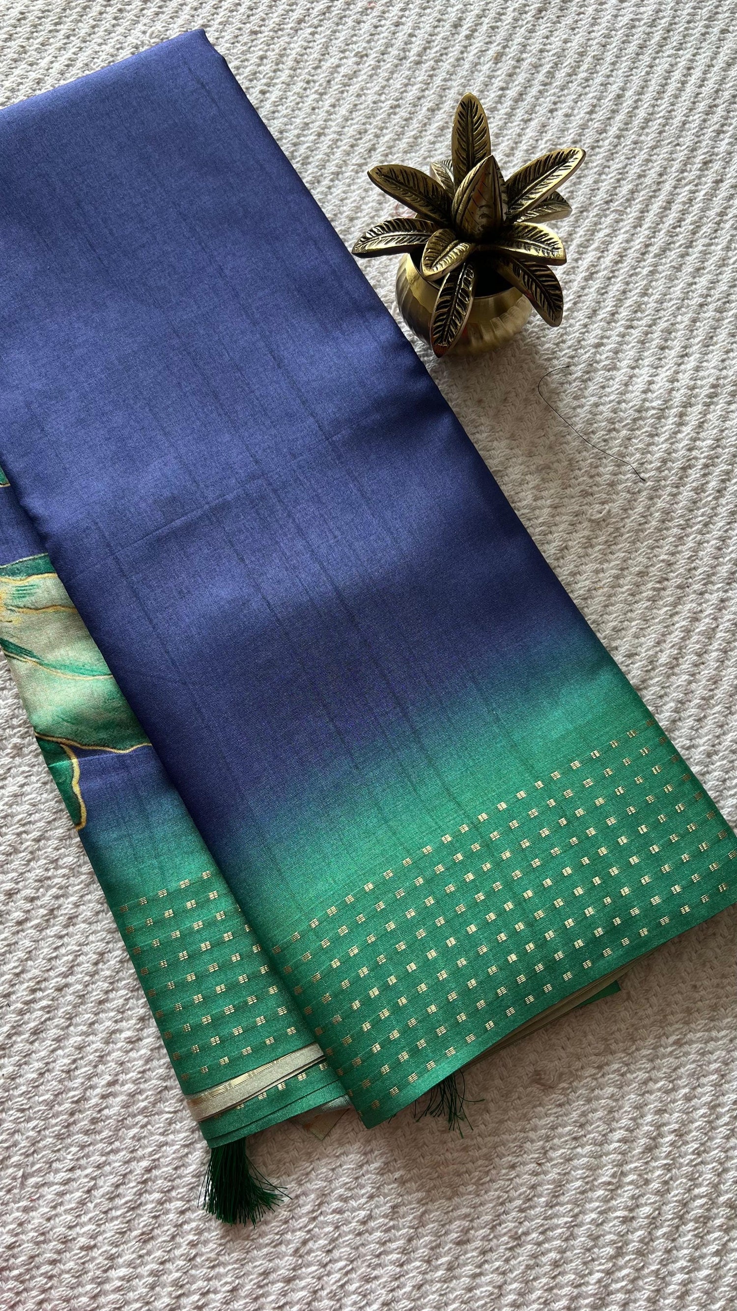 SUV3909- BLUE WITH GREEN