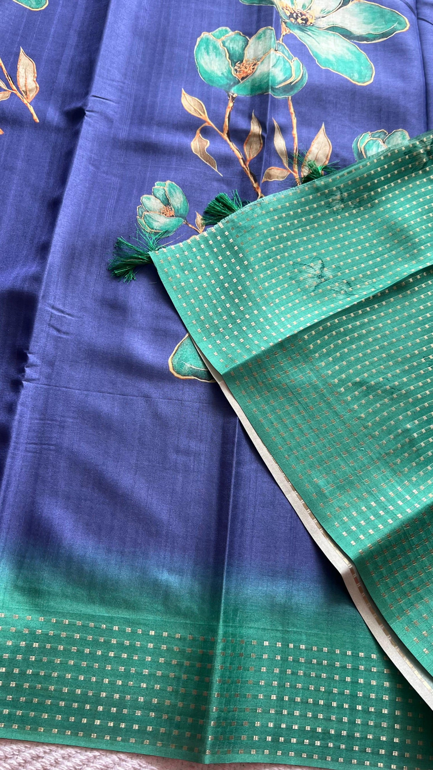 SUV3909- BLUE WITH GREEN