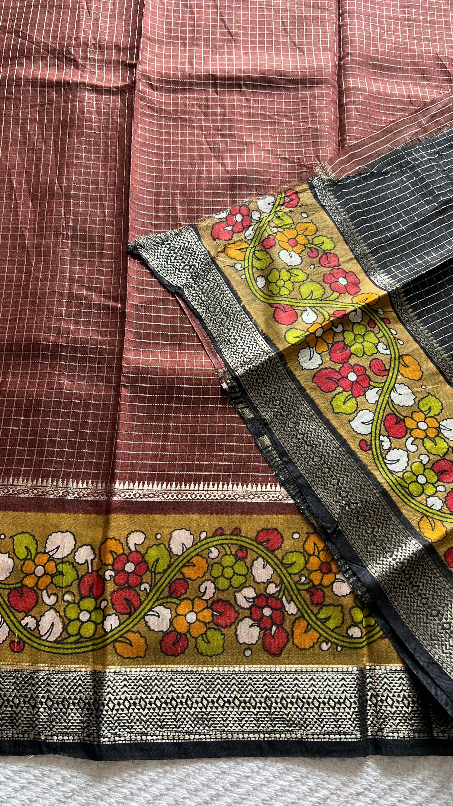 SUV3907- COFFEBROWN WITH YELLOW