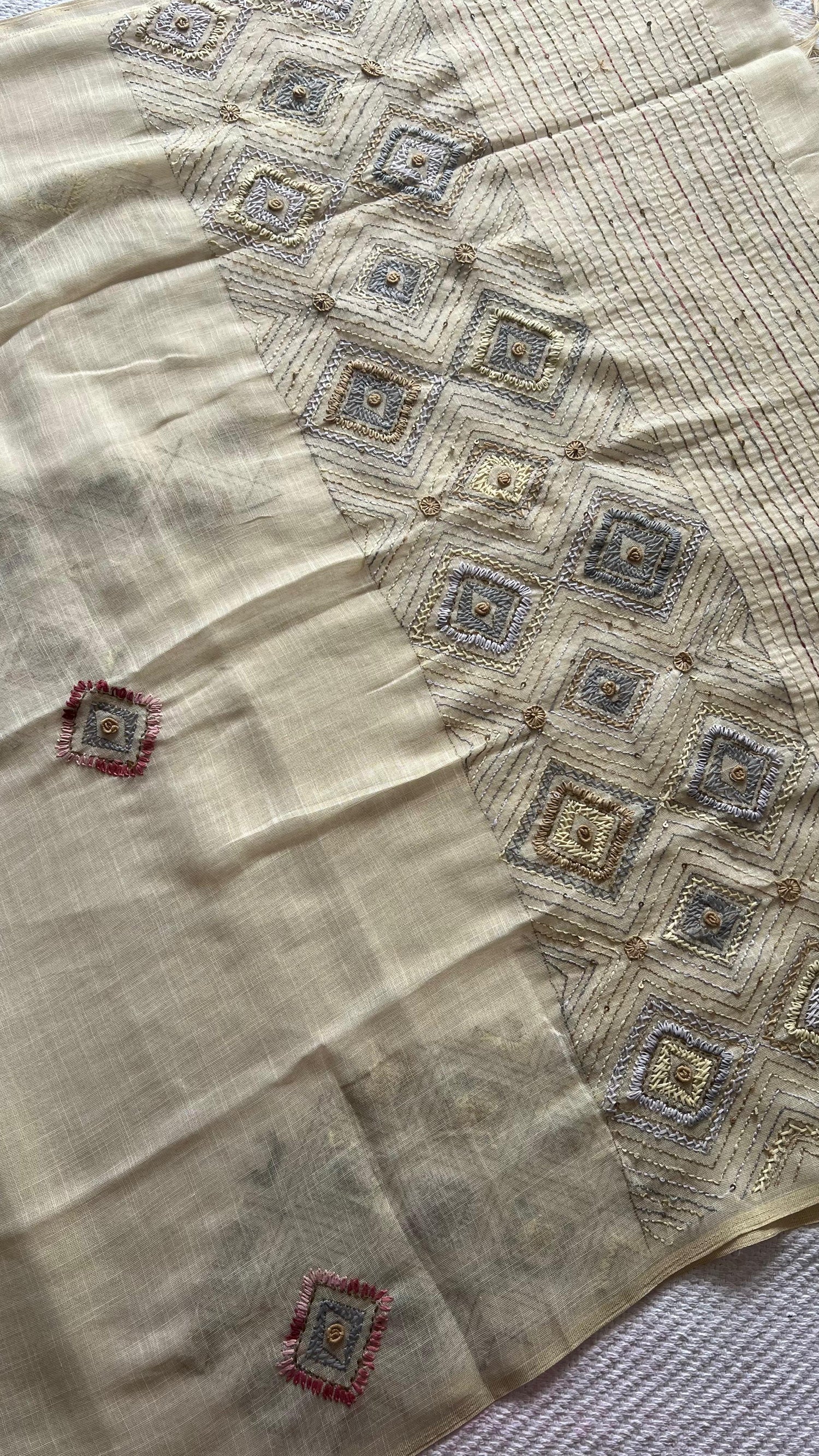 SUV3863-OFFWHITE WITH BLUE