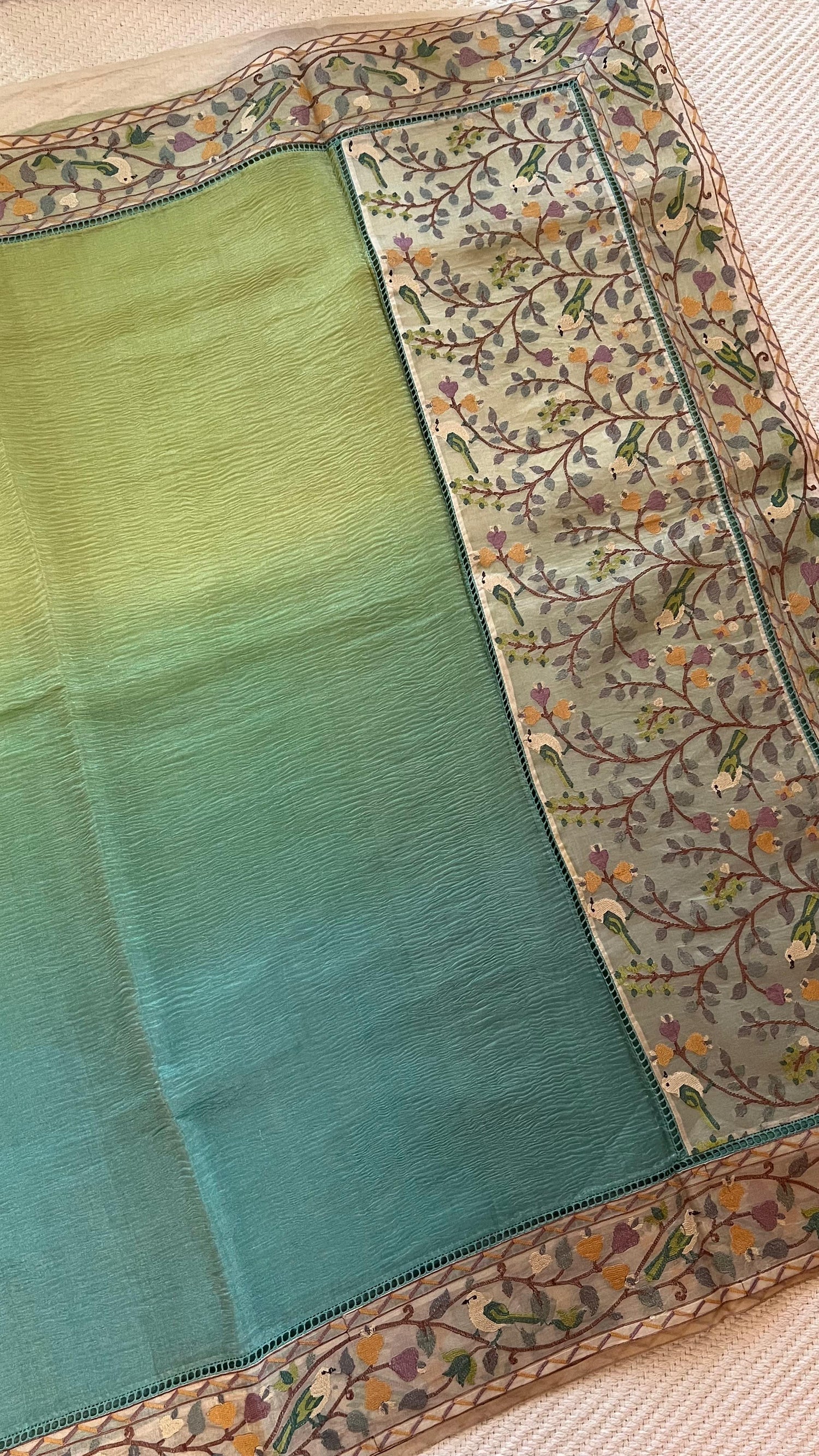 SUV3084 - SEAGREEN WITH PISTA PURE TISSUE SAREE