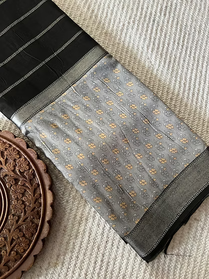 SUV3584 - GREY WITH BLACK