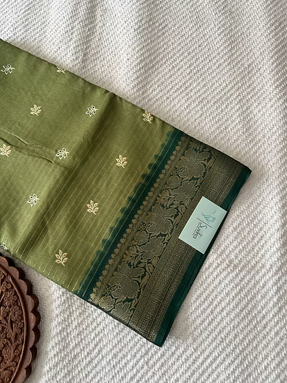 SUV3028 - GREEN