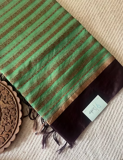 SUV3593 - SEAGREEN WITH BROWN